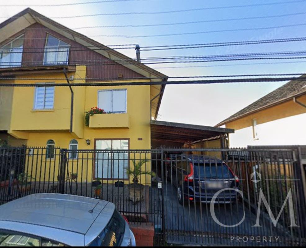 SE VENDE AMPLIA CASA CON PISCINA EN LOMAS SAN ANDRES, CONCEPCIÓN