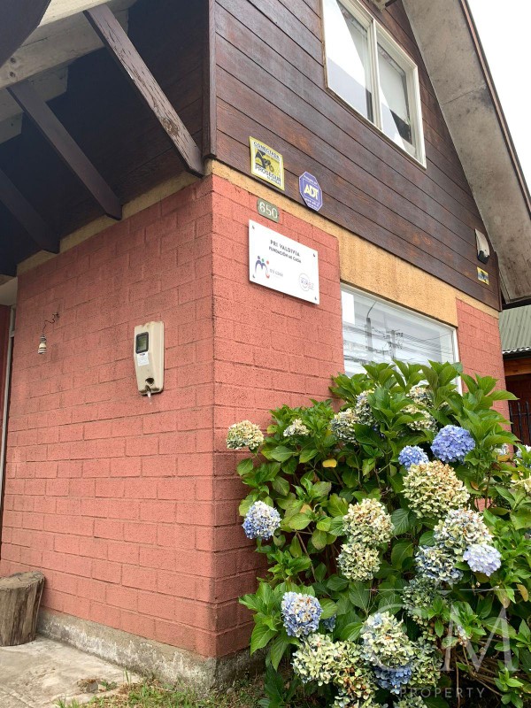 Casa en Barrio Santa Elena 